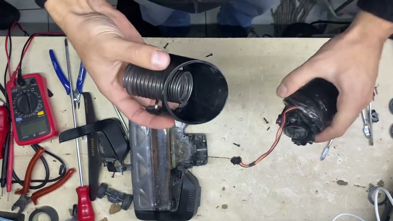 PHILIPS ŞARJLI SÜPÜRGE KIRIK BAŞLIK PARÇA DEĞİŞİMİ