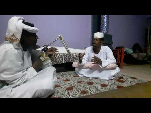 الشاعر الزبير محمد الطيب ودالسبعة يبدع في اداء شعره