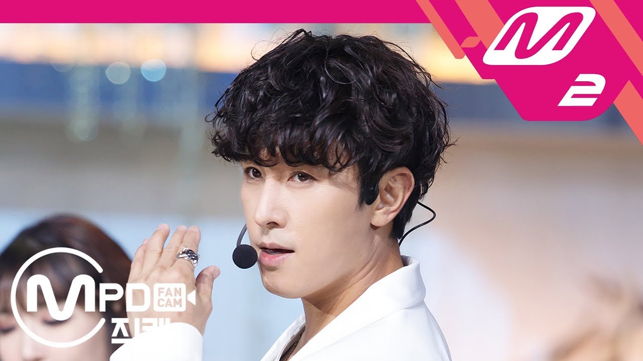 [MPD직캠] 신화 김동완 직캠 ‘Kiss Me Like That’ (SHINHWA Kim Dong Wan FanCam) | @MCOUNTDOWN_2018.8.30のサムネイル