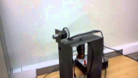 Péndulo Invertido Rotacional control Fuzzy