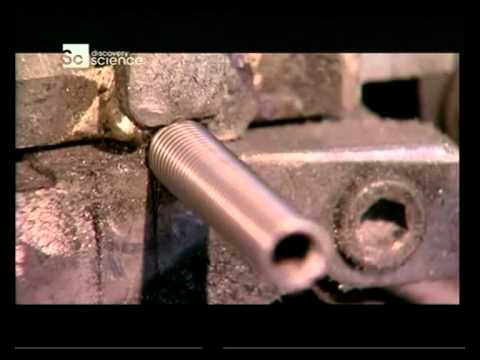 فيديو: السمات المميزة لأسرة الحديد المطاوع من ماليزيا: ميزات المنتج