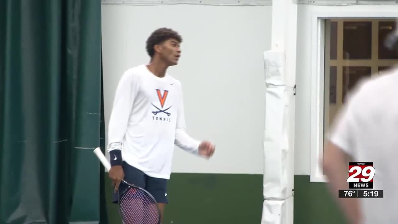 Top junior tennis player joins UVA