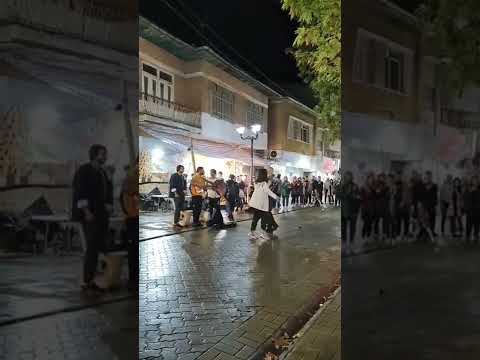 هیچکی توی تاریخ قد ما خون دل نخورده واسه یه ذره زندگی این همه نمرده