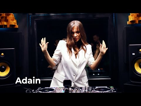 Adain — Live @ DJanes.net 10.04.2021 / Tech House DJ mix