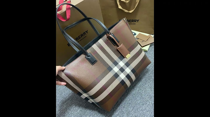 Burberry canvas mega check lowry tote brown ม อสอง