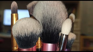 АСМР ТРИГГЕРЫ. ВОЖУ БЬЮТИ-КИСТОЧКАМИ ПО МИКРОФОНУ 📌🧹