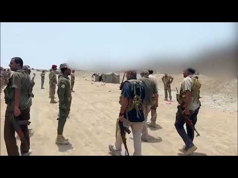 طارق صالح يزور مراكز التدريب في جبهات الساحل الغربي