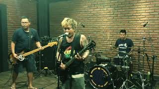 SCARED OF BUMS - AIR MATA API (COVER LAGU IWAN FALS)