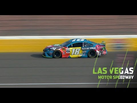 Kyle Busch smacks wall, goes a lap down: Monster Energy Series at Las Vegas