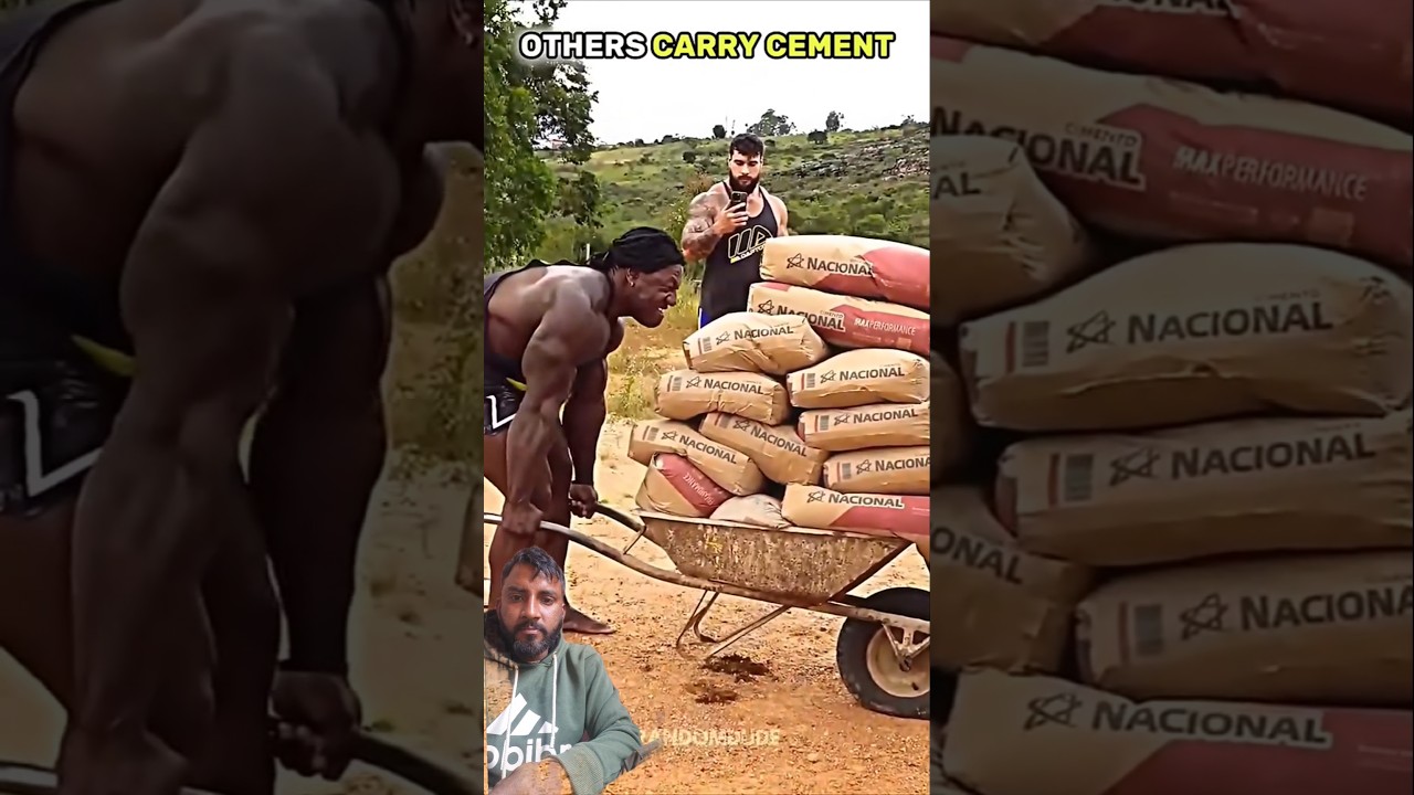 😲Bodybuilder was hard-working, man. others carry cement 