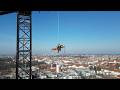 Höhenrettungsübung auf einem Turmdrehkran