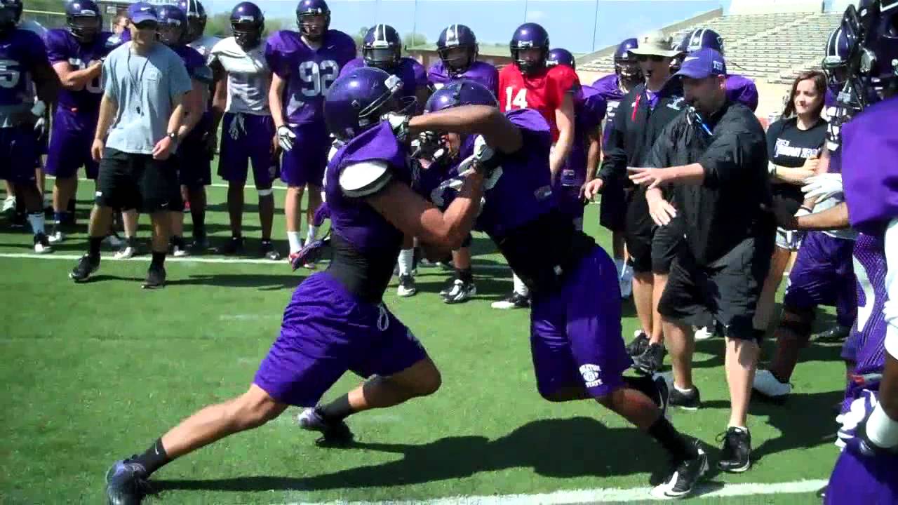Texan Spring Football 2012 Oklahoma Drills (Bull Drill) YouTube
