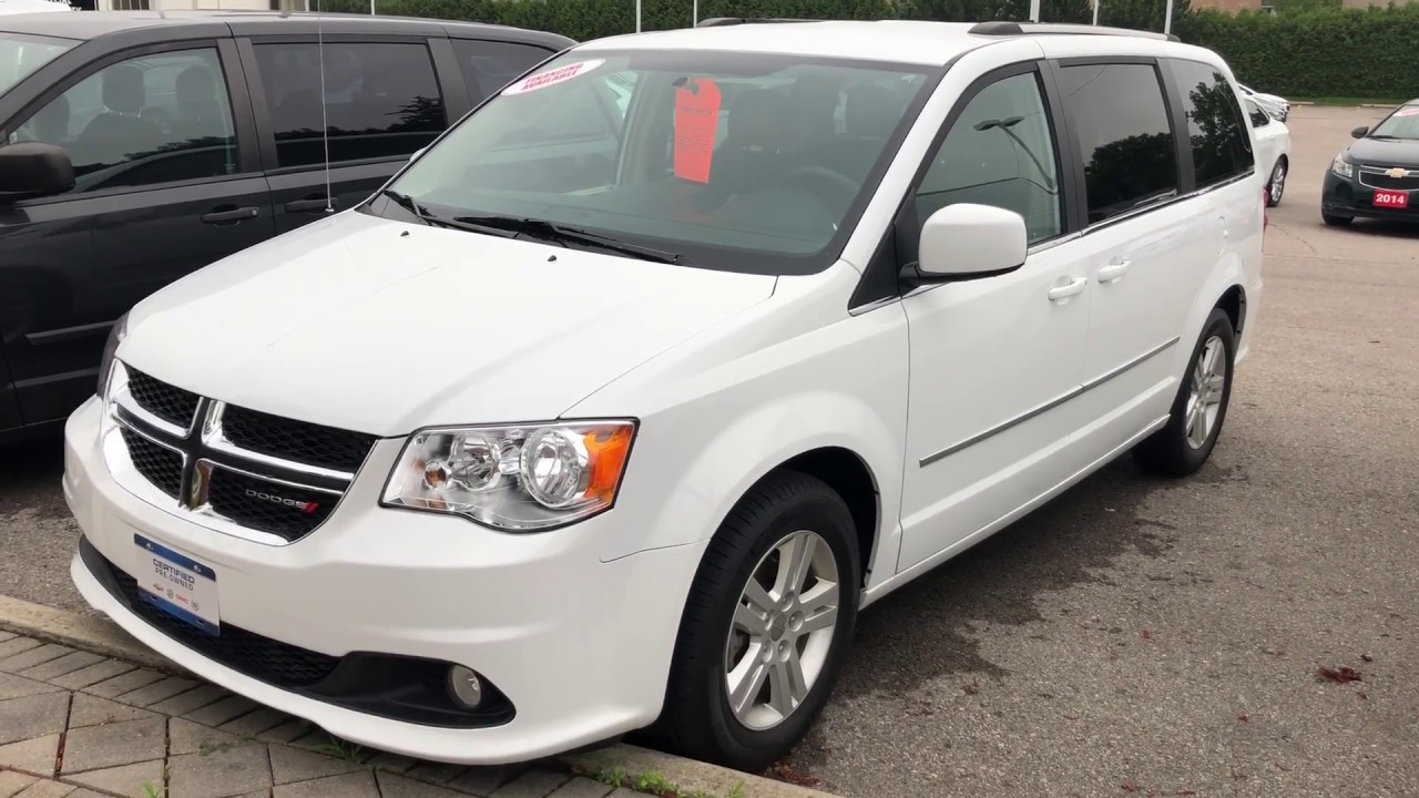 2017 dodge grand caravan crew