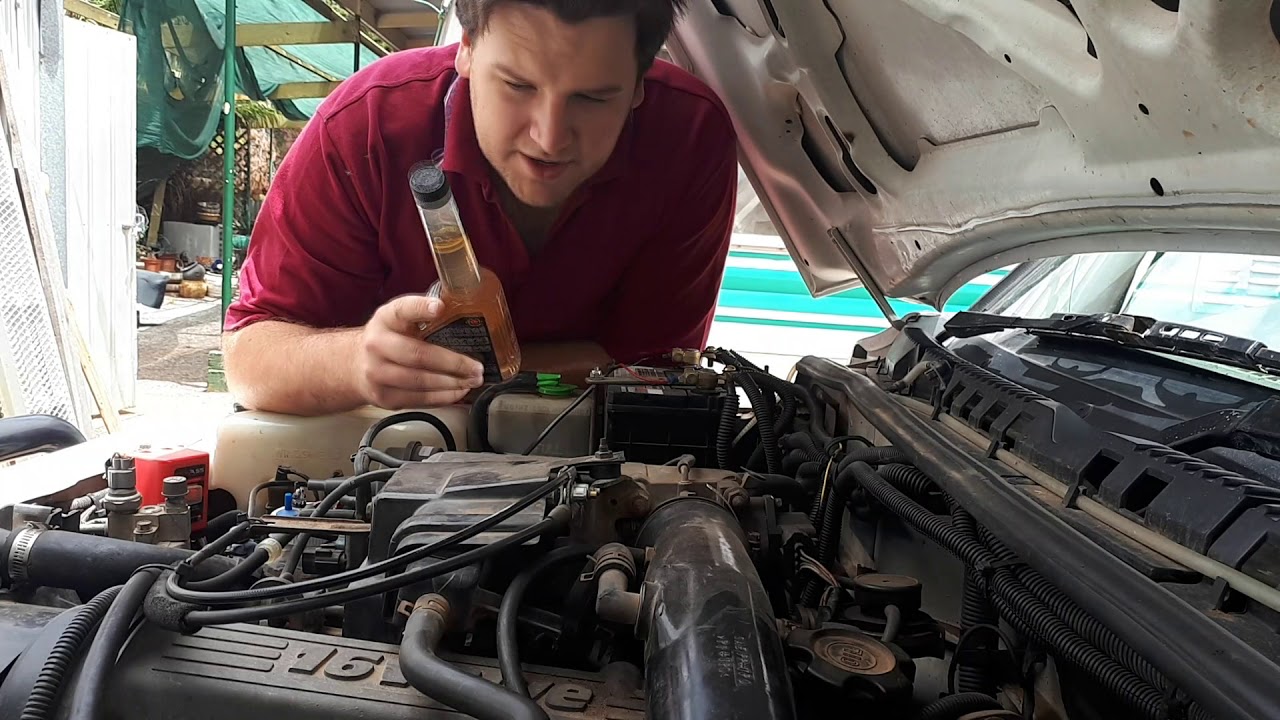 How to Change the Oil and flush a Suzuki Vitara Engine YouTube