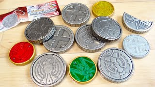 10年前の合金セルメダル！1回400円 ガシャポン ダイキャストセルメダル 全8種レビュー！劇中プロップサイズ！？普通のセルメダルと比較！仮面ライダーオーズ