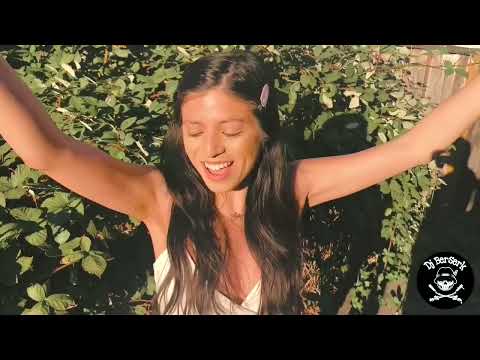 Sharyn Maceren -