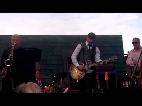 the-bone-pickers-(t-bone-walker-tribute)-live-@-2014-portland-blues-festival