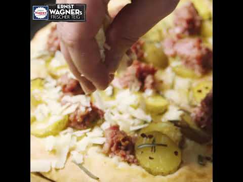flammkuchen перевод ERNST WAGNERs FRISCHER TEIG - Teaser Kartoffel Rosmarin Focaccia mit Salsiccia