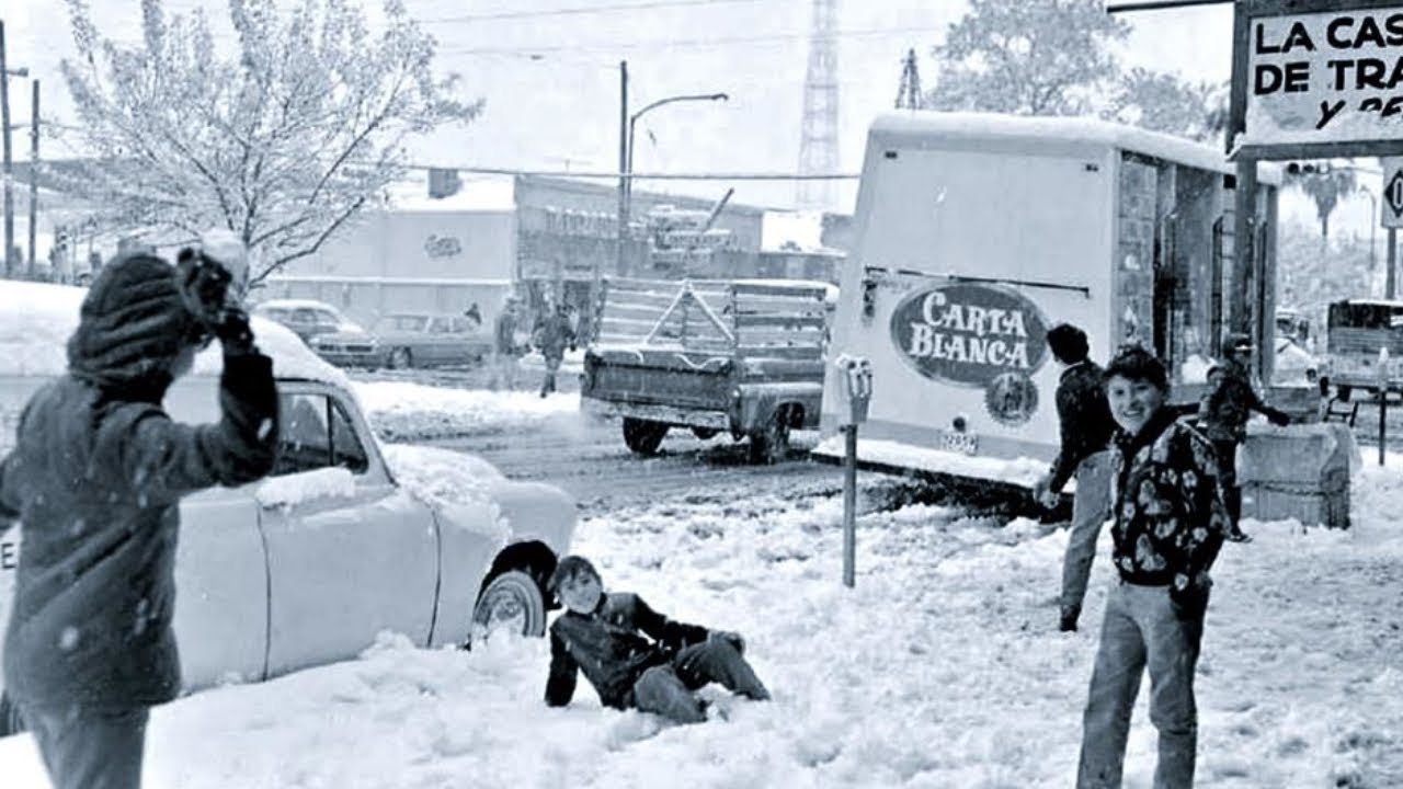 EL MIÉRCOLES BLANCO la última vez que nevó en la CIUDAD DE MÉXICO YouTube EL MIÉRCOLES BLANCO la última vez que nevó en la CIUDAD DE MÉXICO YouTube