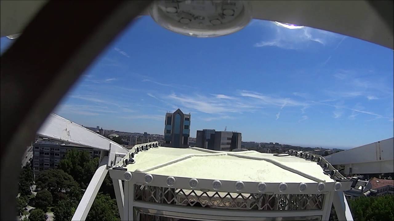 Roda gigante na Rotunda da Boavista -- Vistas fantásticas sobre a cidade do PORTO --