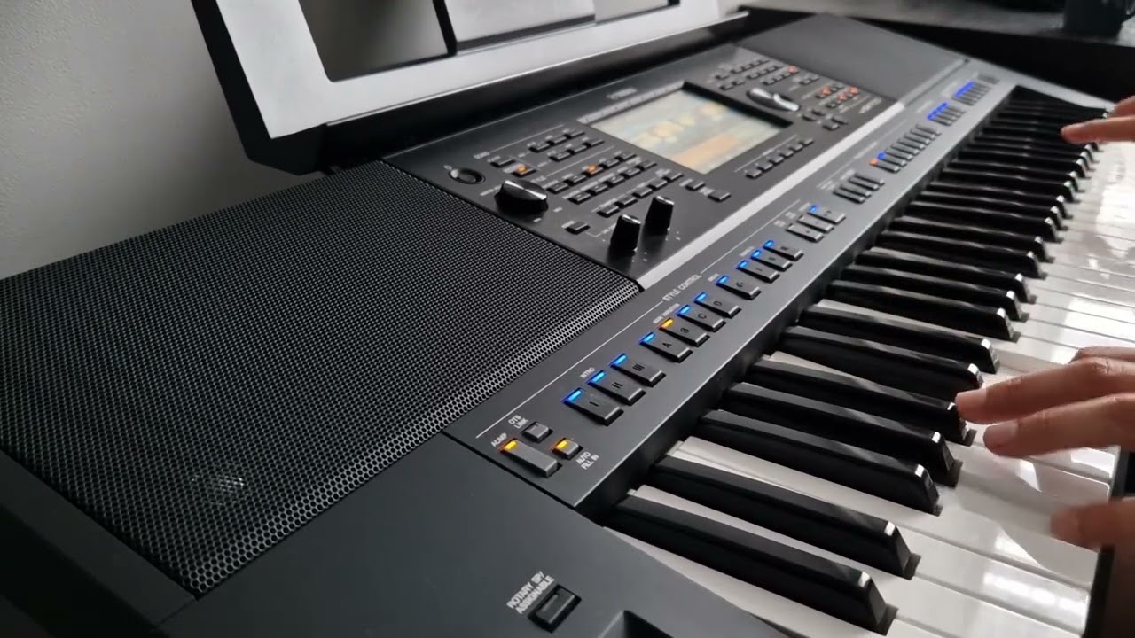 Dire Straits - Sultans Of Swing (Cover) Yamaha PSR-SX700