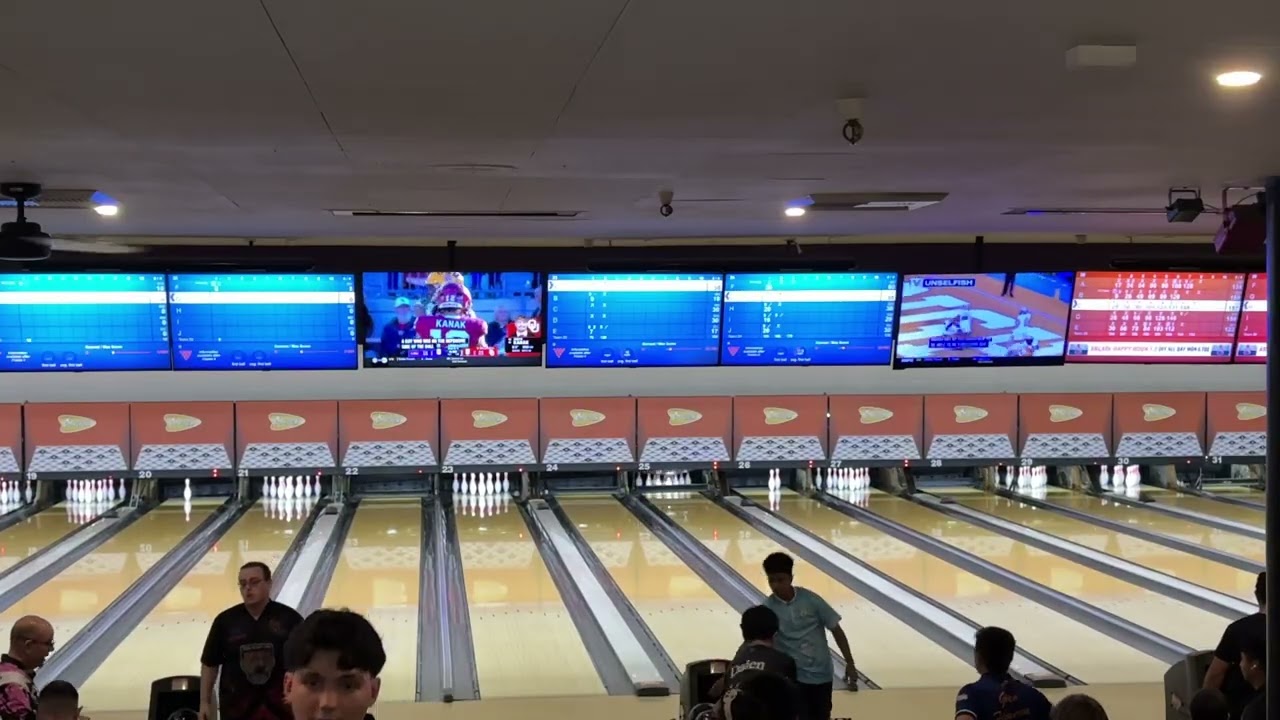 JBT SoCal Doubles at Bowlium qualifying game 4 of 4