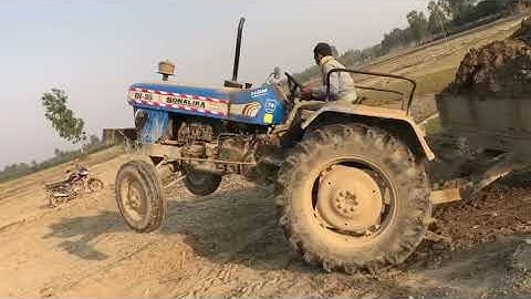 JCB 3DX Backhoe Machine Loading Mud In EICHER 485 Tractor And Sonalika tractor Jcb cartoon