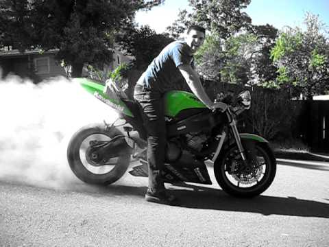 Kawasaki ninja 636 street fighter motorcycle burn out 