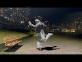 【壊れたロボットのように見えるダンス】ロボモン