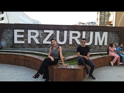 ERZURUM SOKAK RÖPORTAJI-GÜLMEKTEN KALDIRIMA YATTIM💖😂