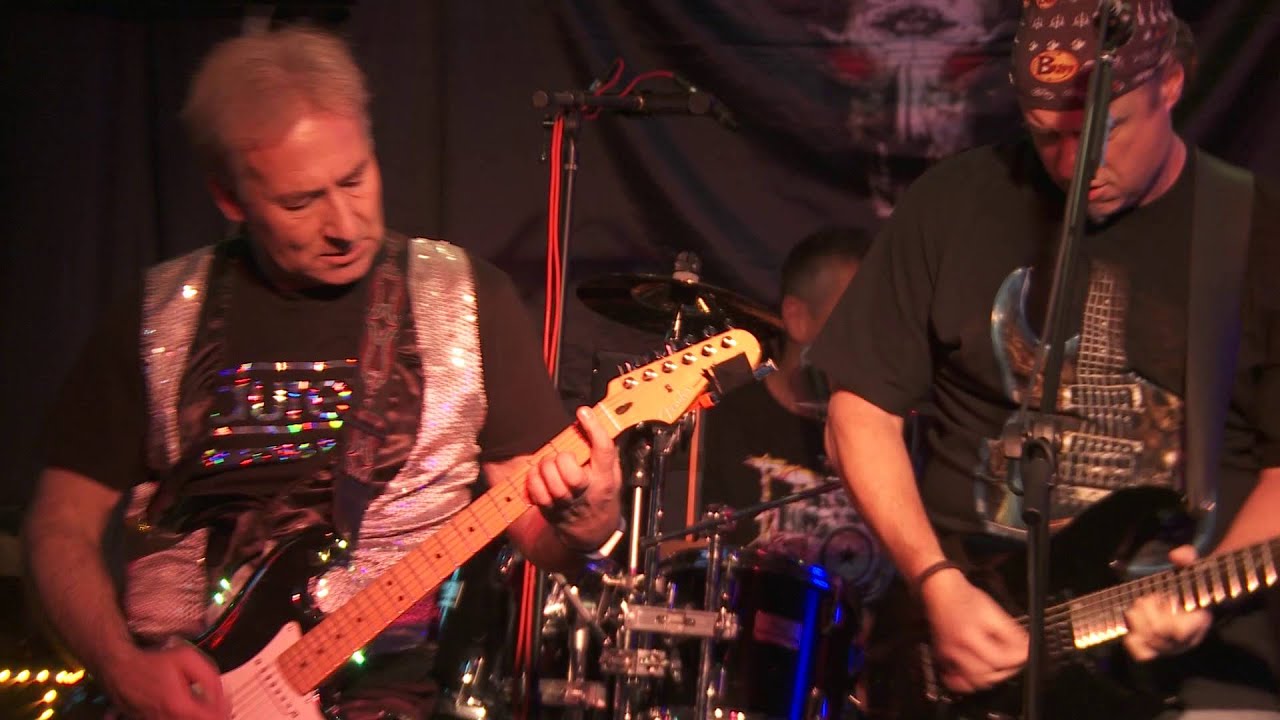 Token Live at Fat Attack/Smoke on the water(Deep Purple Cover)