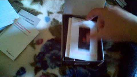 Droid X unboxing with froyo 2.2 ver3.PO