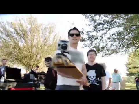 Snapping Turtle On A Stick (Deleted Scene) - Jackass 3.5