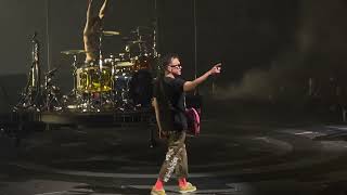 Blink-182 - Down & Travis Drum Solo (Toronto 2023)