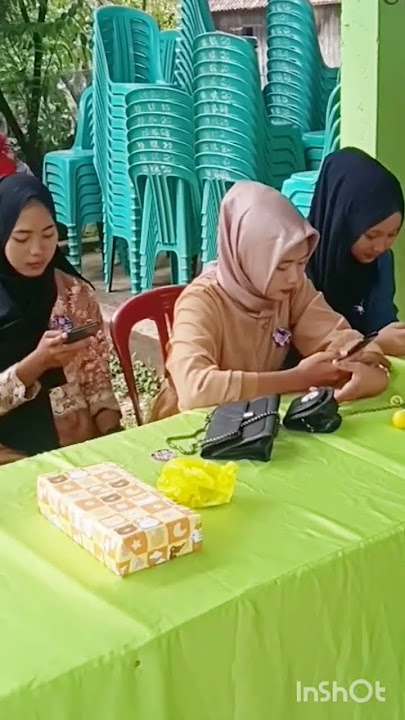 bikin terpesona!!! jumpa gadis desa cantik meja kado saat kondangan #vidioshorts #vidioviral .