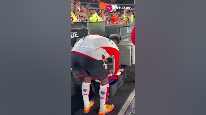 ¡Aclamado por todos los hinchas de #River! Así se retiró Miguel #Borja del #Monumental ⚪️🔴⚪️