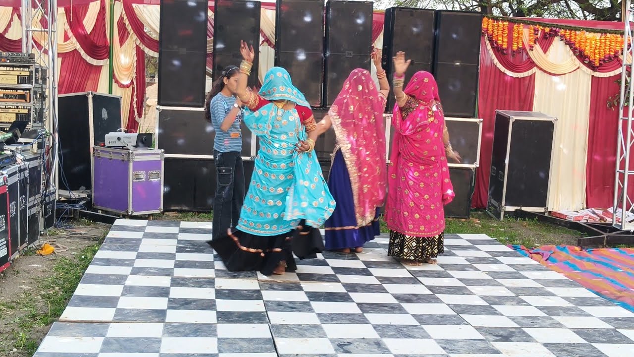 शादी मे इन औरतो ने किया जबरदस्त डान्स//ऐसा खतरनाक डान्स पहले नहीं देखा होगा 
