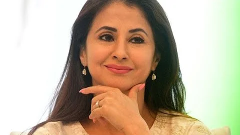 Actor-turned-pol...  Urmila Matondkar likely to jo...