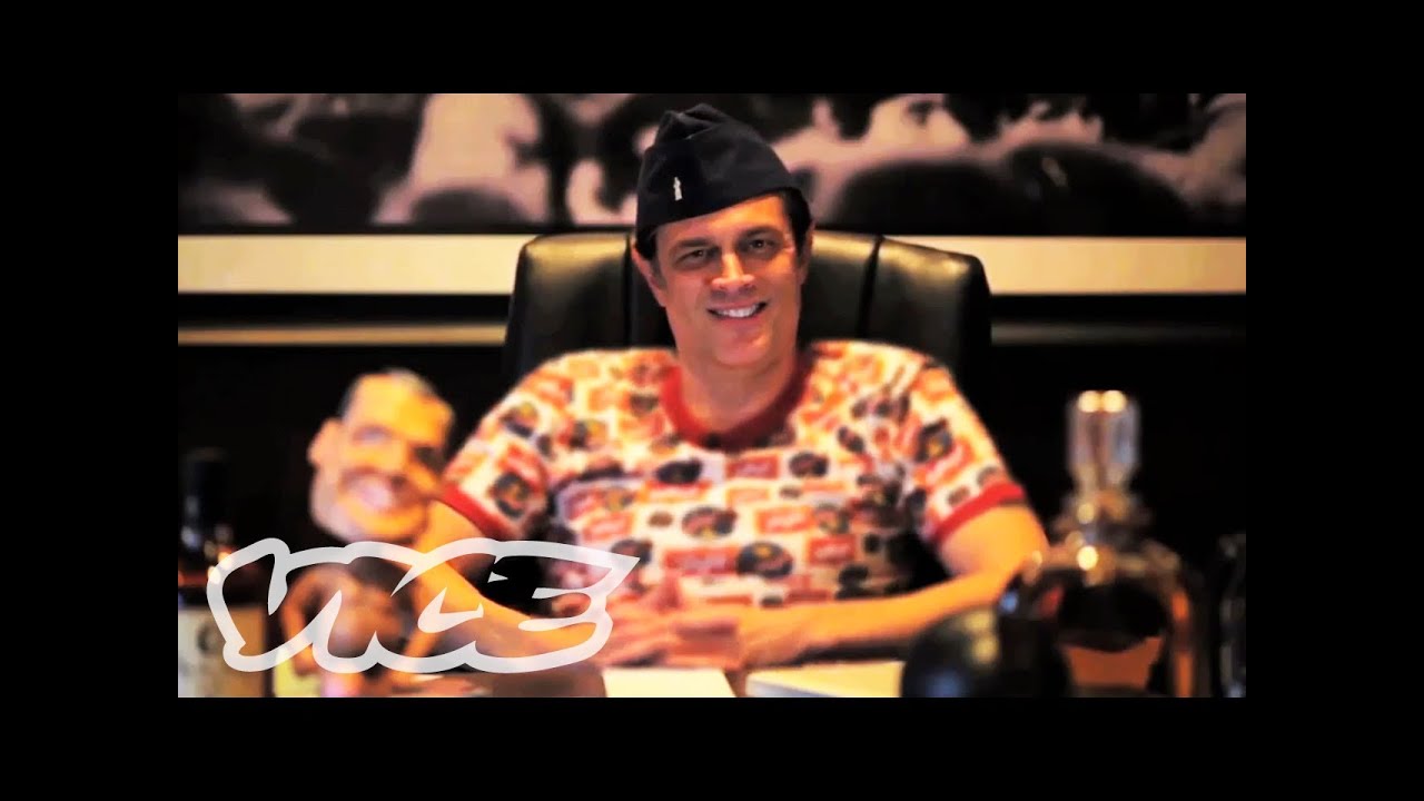 jackass 2 Johnny Knoxville Absolutely Insane Party Story | PARTY LEGENDS