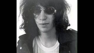 Video thumbnail of "Joey Ramone - Can't get you outta my mind"