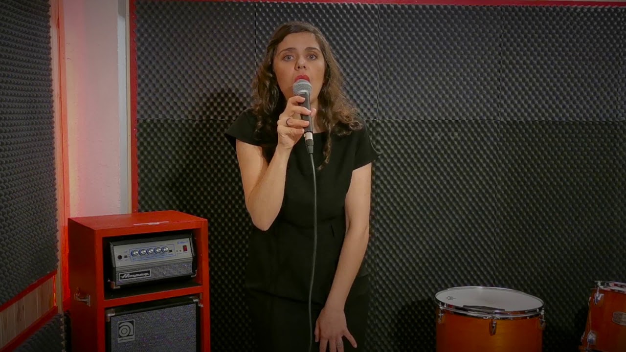 Julie Brami - Je me suis fait tout petit (Cover- G. Brassens)