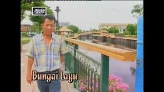 Video thumbnail of "Bungai Layu - Wilson"
