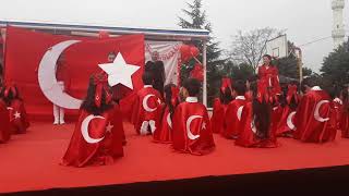 Bu Vi̇deo Da Duygulanmayanin Türklüğünden Şüphe Duyarim