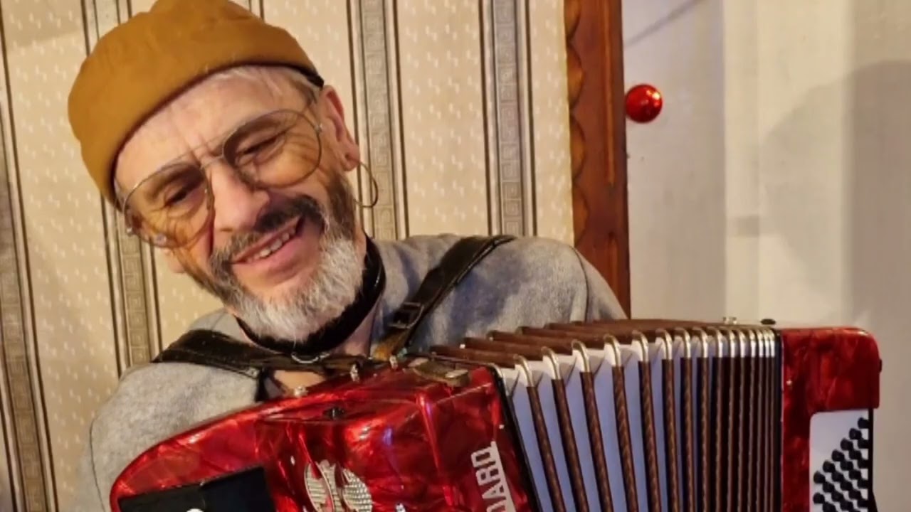 Не судите люди.Муз.П.Сотник.Сл.Г.Максимова.