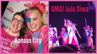 JoJo Siwa D.R.E.A.M The Tour Kansas City With VIP (9/21/19) VLOG 397
