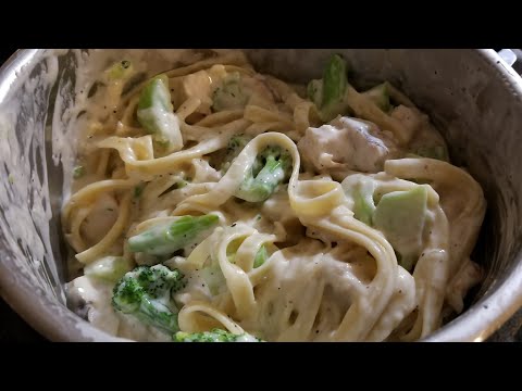 Easy 3qt Chicken & Broccoli Alfredo Instant Pot Duo Mini John Soules Grilled Chicken bertolli sauce