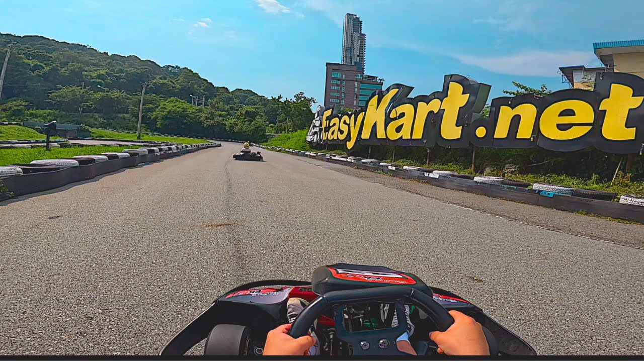 Pattaya Go karting at EasyKart (Bali Hai Pier) 🇹🇭【4K】