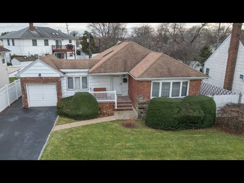 1165 Palermo Court, Franklin Square, NY home video tour