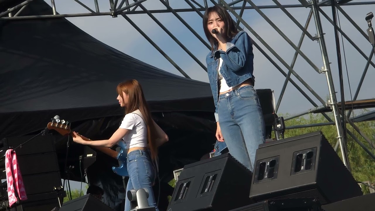 QWER - 불꽃놀이ㅣ 250926 부산국제락페스티벌2025