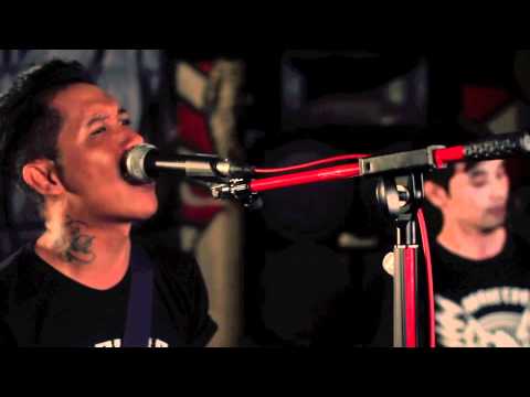 The Bullhead - Tentang Kita Official Video